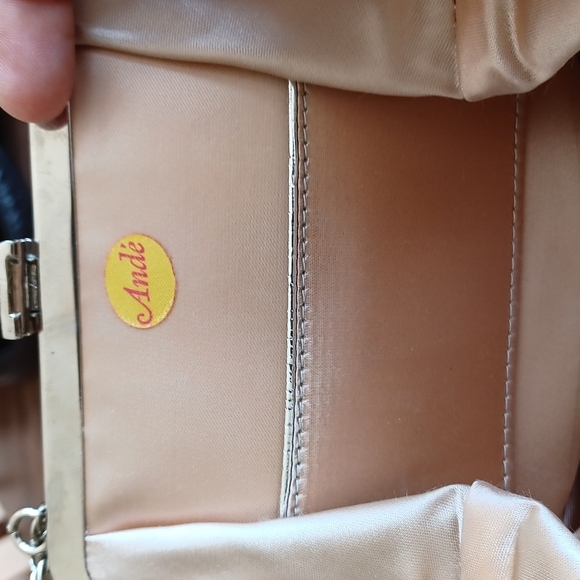 Andé | Shoulder/Hand bag Silver,EUC - Picture 6 of 6
